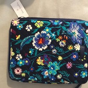 Vera Bradley iPad/ Tablet Case